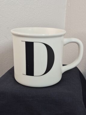 Pottery Barn Letter D Monogram Initial Coffee Mug 14 oz